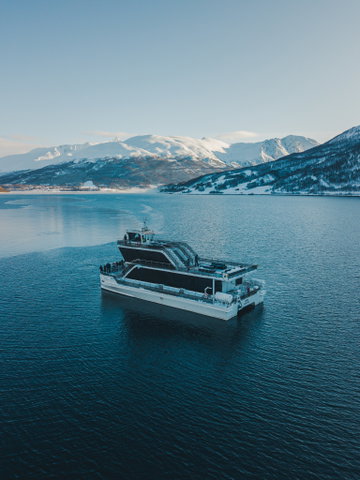 Tromso Electric Northern Lights Cruise