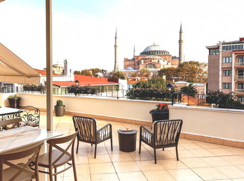 Celal Sultan Hotel