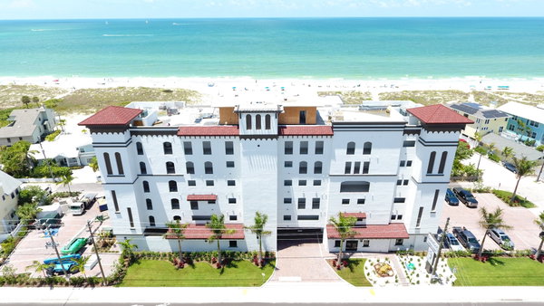 Barefoot Beach Club