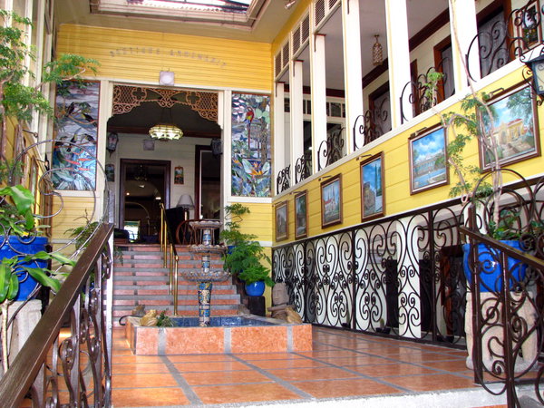Don Carlos Hotel