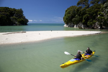 Abel Tasman Scenic Cruise, Walk & Kayak