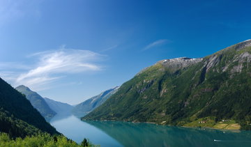 Lysefjord & Preikestolen Cruise