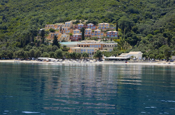 Nido, Mar~Bella Collection