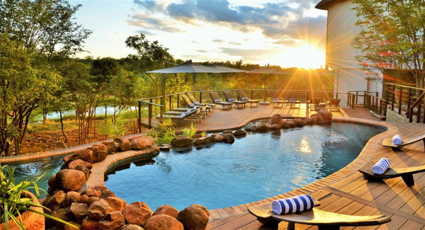 Victoria Falls Safari Club