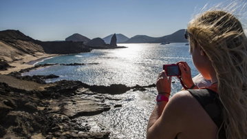 Machu Picchu & the Galapagos Islands aboard the Yolita