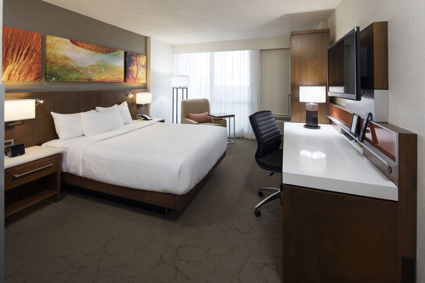 Delta Hotels by Marriott Winnipeg