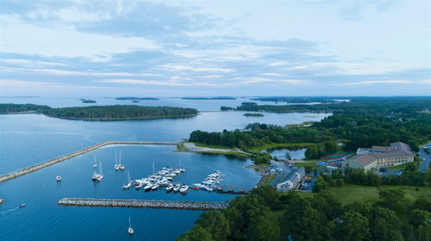 Oak Island Resort, Western Shore