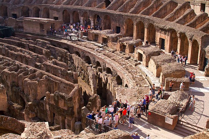 Walking tour in Rome Italy