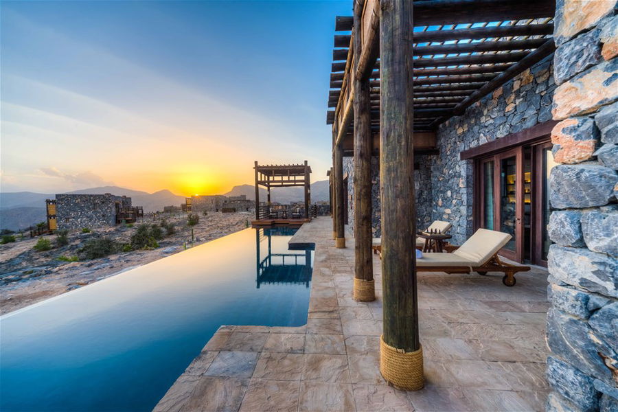 Villa Sunrise Infinity Pool at Alila Jabal Akhdar in Oman