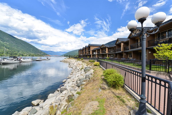 Prestige Lakeside Resort, Nelson