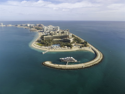 Rixos The Palm Hotel & Suites