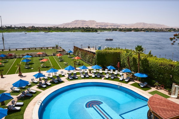 Sonesta St. George Hotel