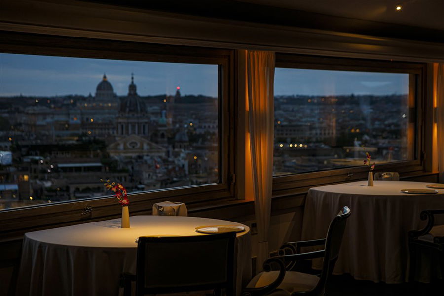 The restaurant at the Hassler Hotel in Rome