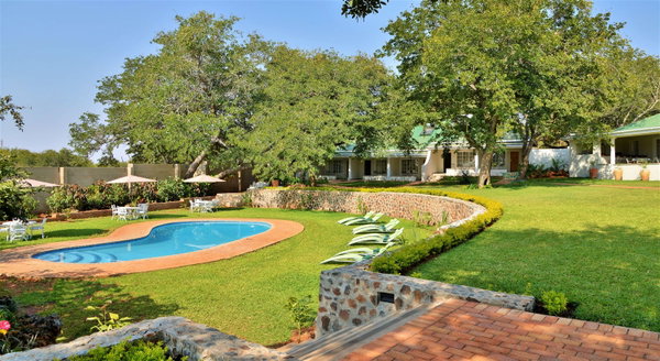 Batonka Guest Lodge