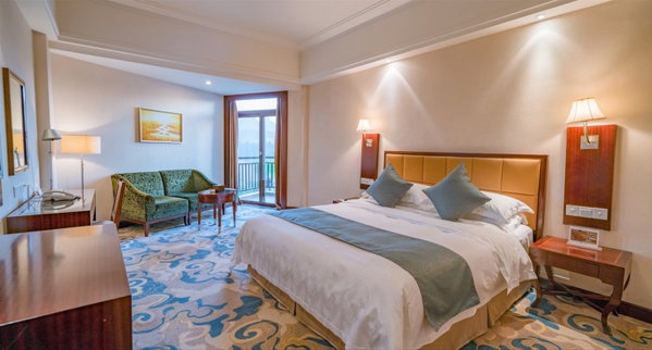 Green Lotus Hotel