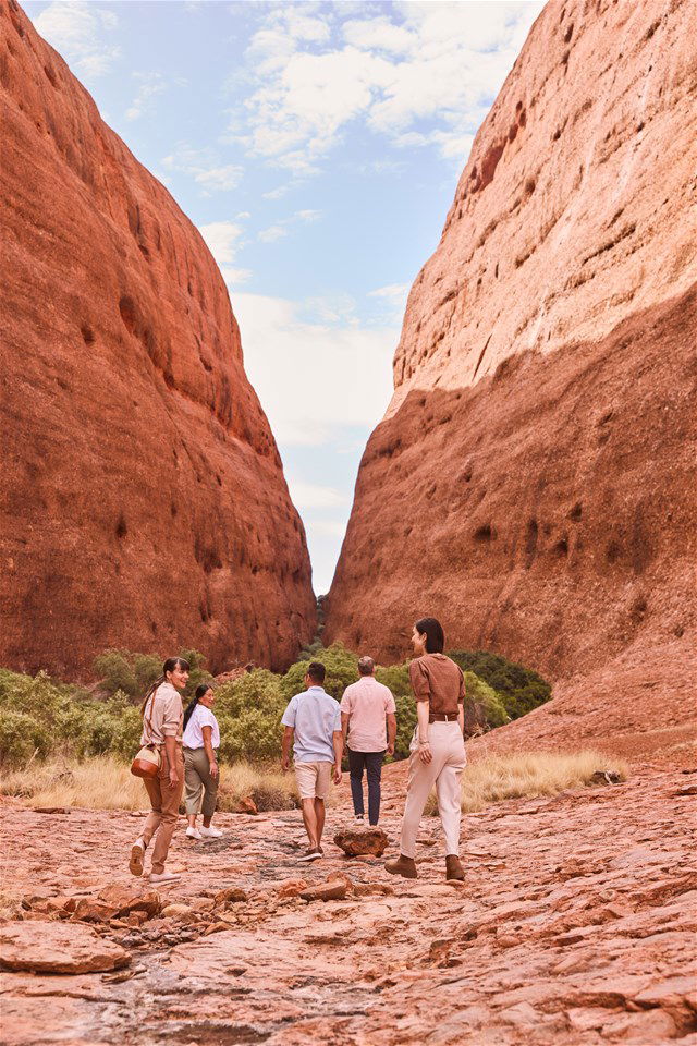 Tourists walking at Walpa Gorge