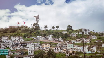 Quito to Lima: Surf Towns & Hot Springs